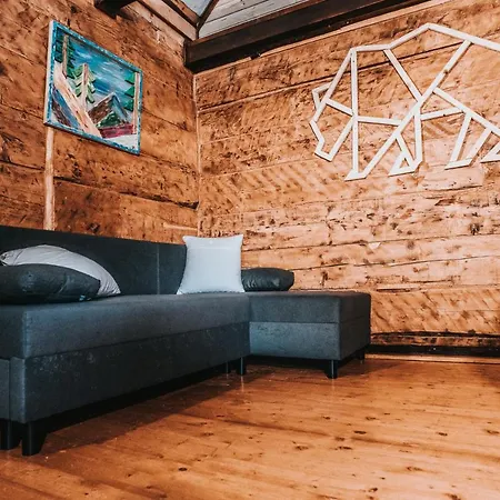 Koliba Sume Pjevaju - Robinzonski Smjestaj, Struja 12 V, Voda Iz Cisterne Alpesi faház *