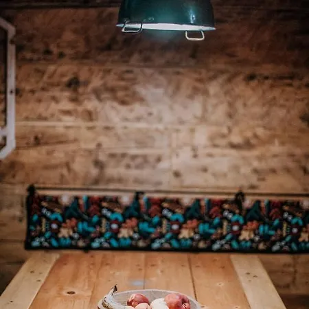 Koliba Sume Pjevaju - Robinzonski Smjestaj, Struja 12 V, Voda Iz Cisterne * Mrkopalj