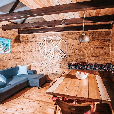 Koliba Sume Pjevaju - Robinzonski Smjestaj, Struja 12 V, Voda Iz Cisterne Alpesi faház *