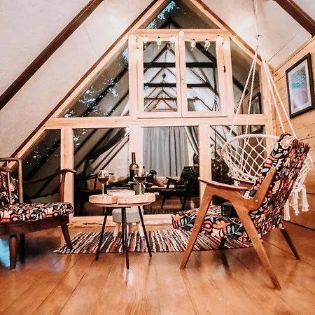 Koliba Sume Pjevaju - Robinzonski Smjestaj, Struja 12 V, Voda Iz Cisterne Mrkopalj