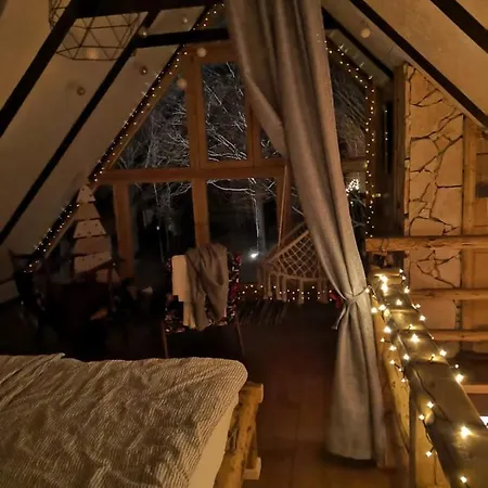 Alpesi faház Koliba Sume Pjevaju - Robinzonski Smjestaj, Struja 12 V, Voda Iz Cisterne *