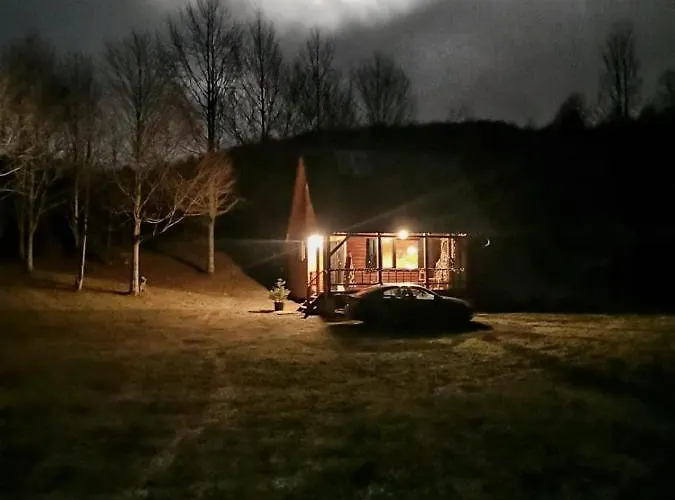Brvnara Koliba Sume Pjevaju - Robinzonski Smjestaj, Struja 12 V, Voda Iz Cisterne *